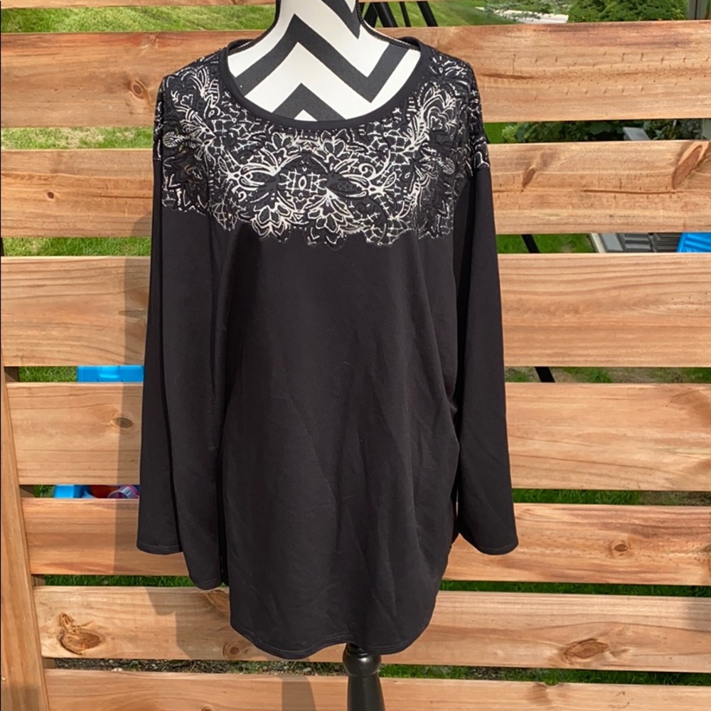 Ava viv plus size black silver glitter blouse